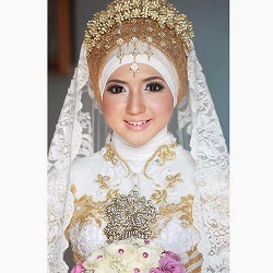 Kebaya Pengantin Muslim Modern