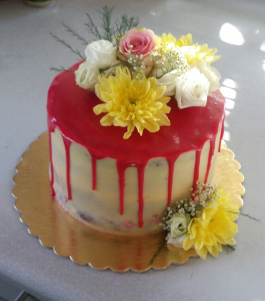 Torty Kasi Moje Słodkie Hobby Tort Drip Z żywymi Kwiatami