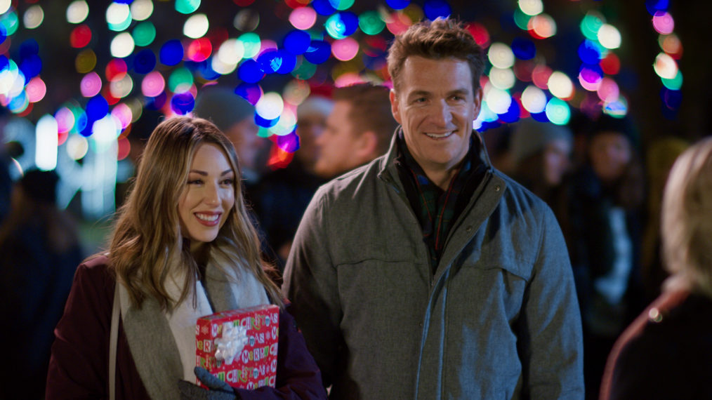 Its A Wonderful Movie Your Guide To Family And Christmas Movies On Tv Lifetime S 2020 Christmas Movies