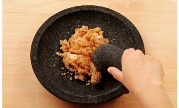 Resep Ayam Geprek Kriuk Ala Sajiku, Enak dan Gurih