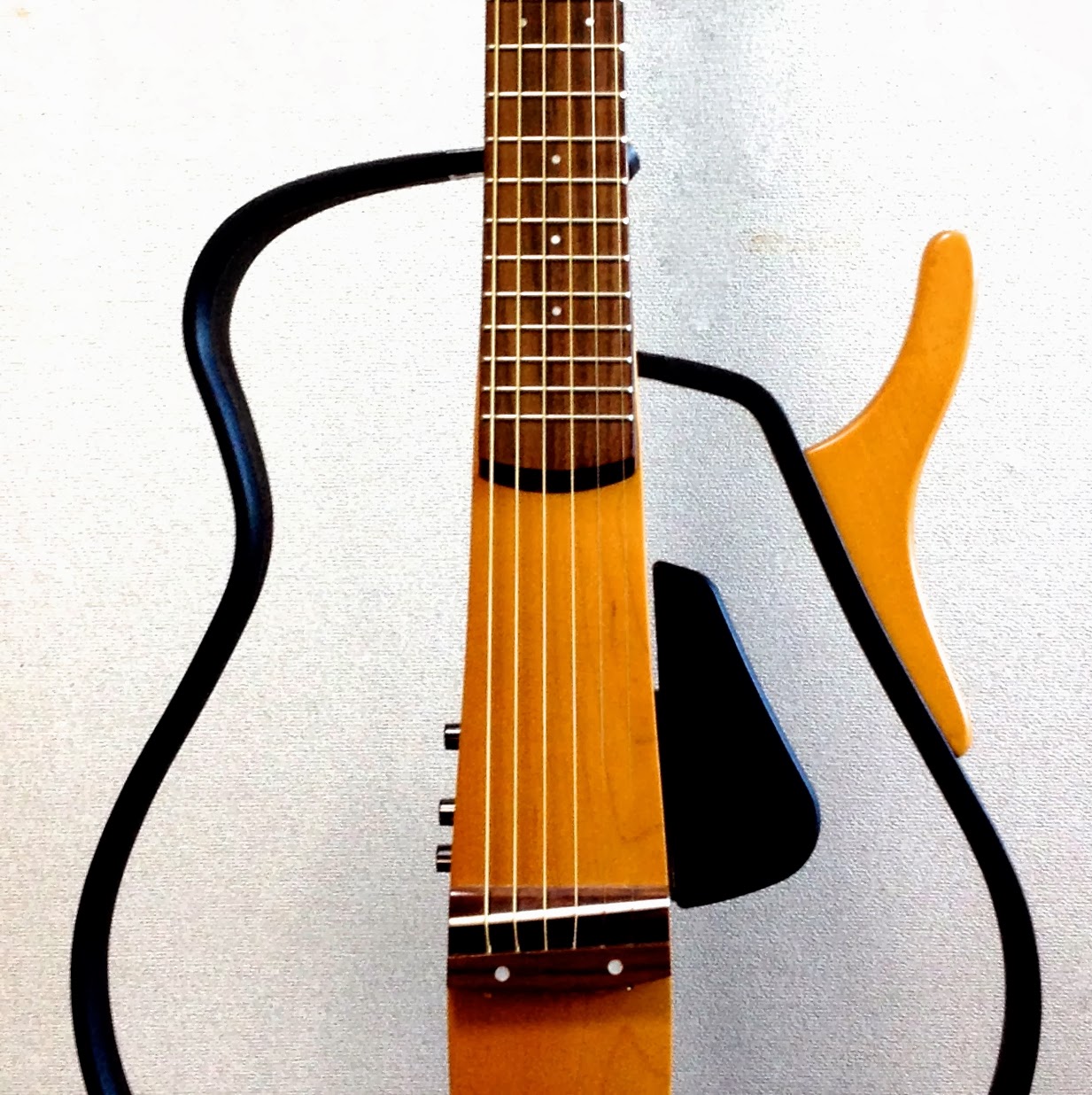 Nao's Guitar Blog : ギター紹介：ボディがないギター YAMAHA サイレントギター SLG-100S