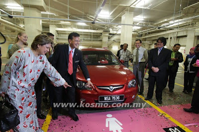 Caj, parkir, kereta, di, Kuala Lumpur, ikut, zon, Datuk Raja Nong Chik Raja Zainal Abidin, Malaysia