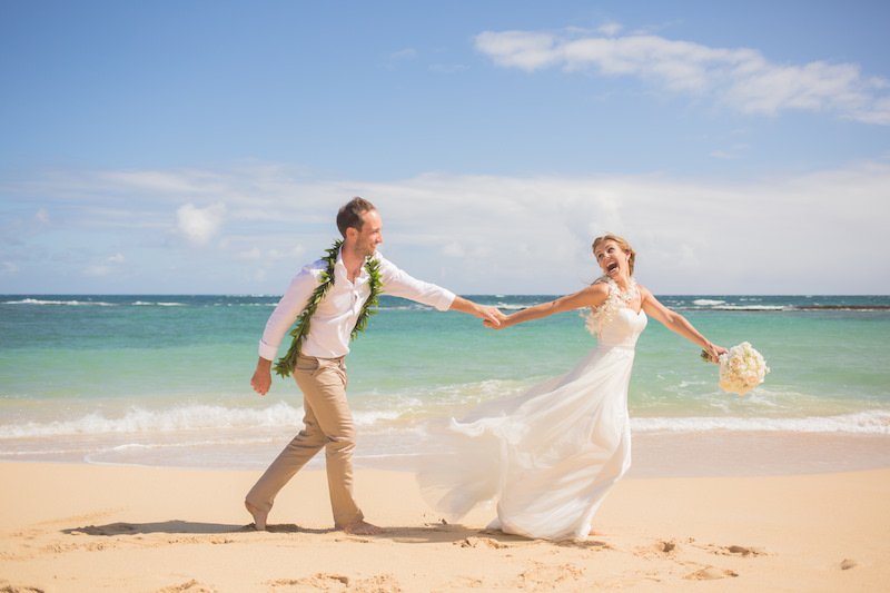 Beach Wedding Poses