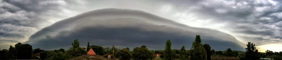 Shelf cloud, Wagga Wagga, Australia