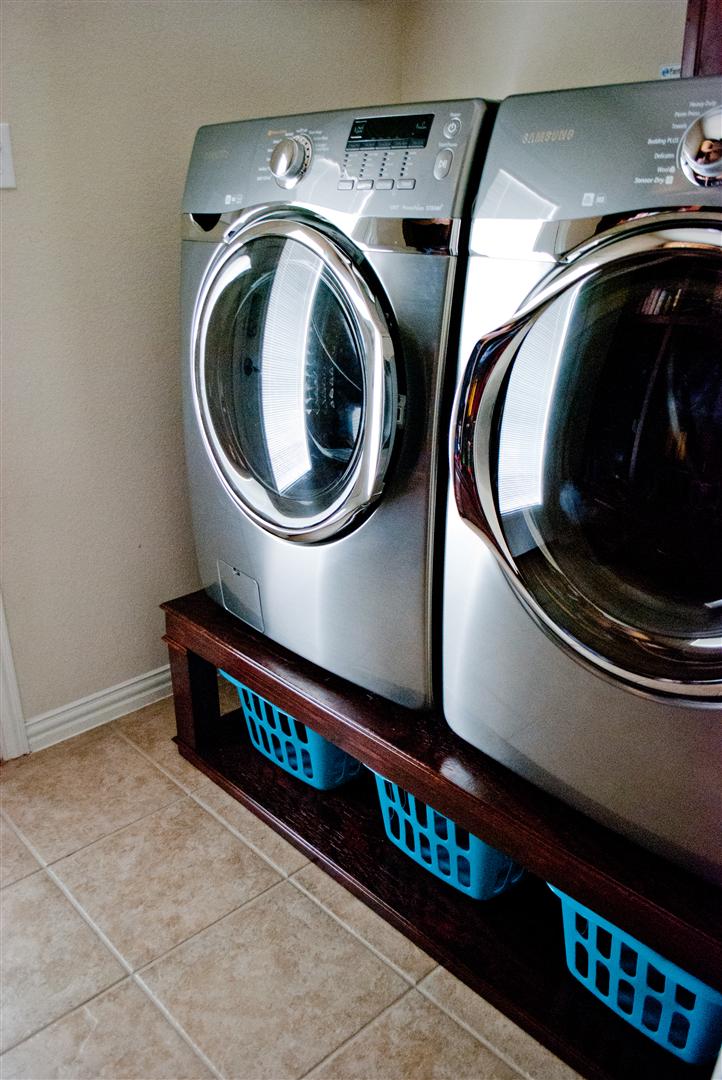 craftyc0rn3r: Washer and Dryer Pedestal
