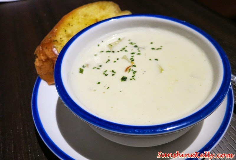New England Clam Chowder, Red Lobster Malaysia, Intermark Kuala Lumpur, Food Review, Seafood Restaurant, American Seafood Restaurant, Biggest Seafood Chain Restaurant, fresh seafood restaurant, maine lobsters, boston lobsters, snow crab legs, snow crabs