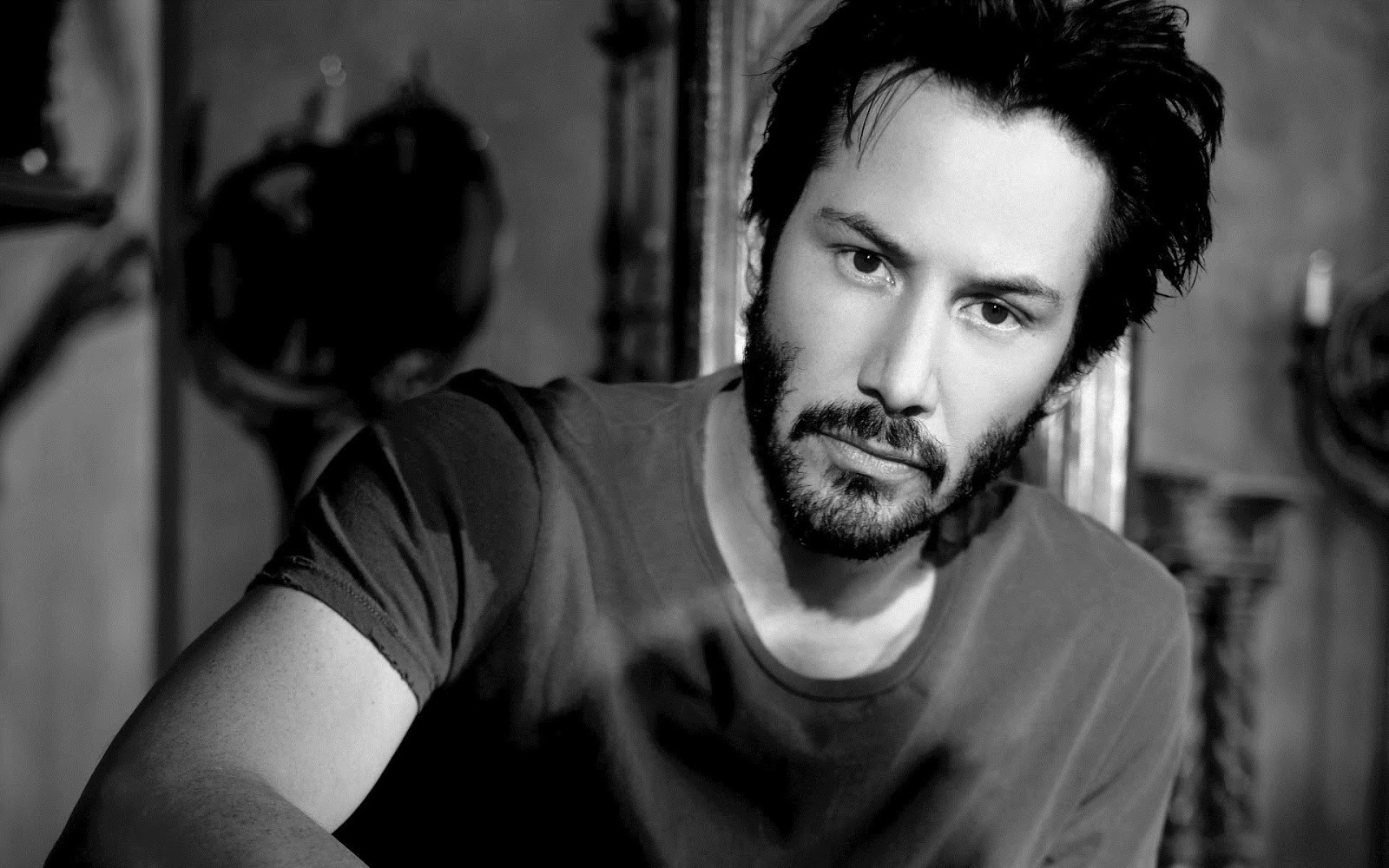 http://2.bp.blogspot.com/-txfN0kLA7f0/T0CfpKrj0hI/AAAAAAAAMcw/S0nECFGUce4/s1600/Keanu+Reeves+19.jpg