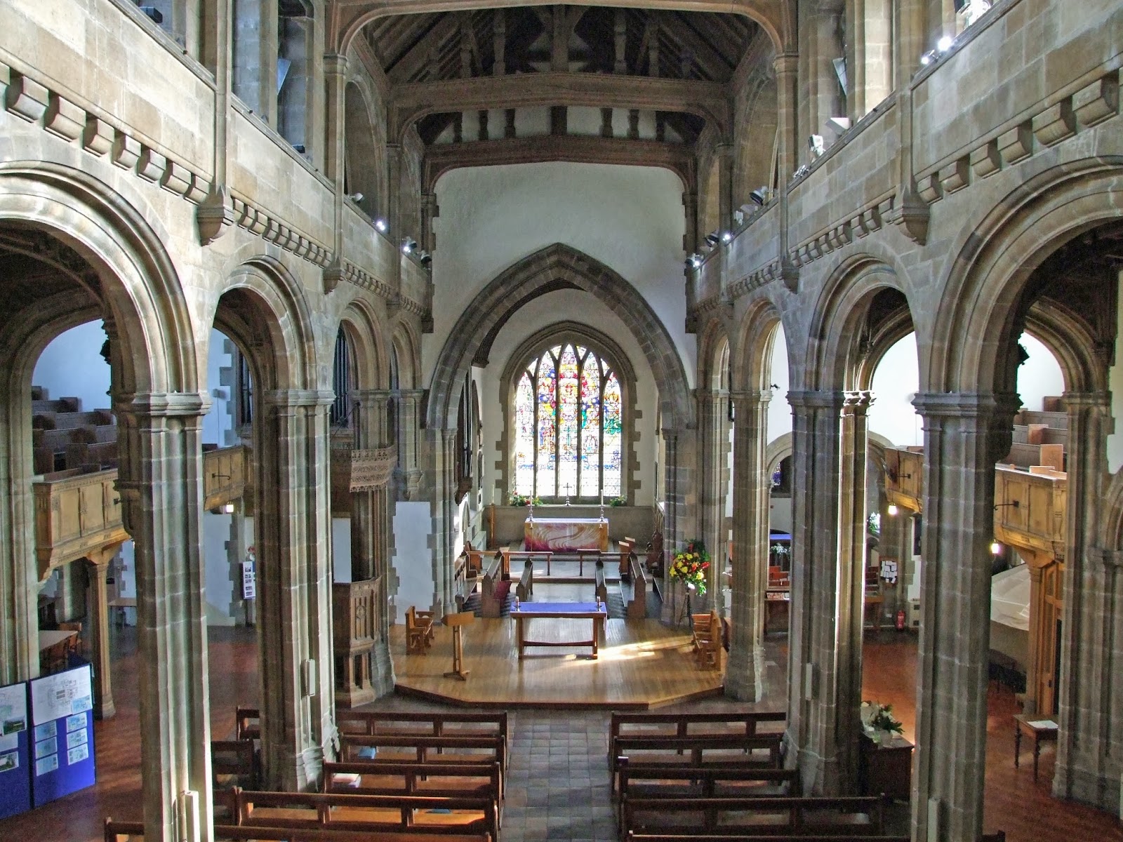 kairos kisses Sunderland Minster