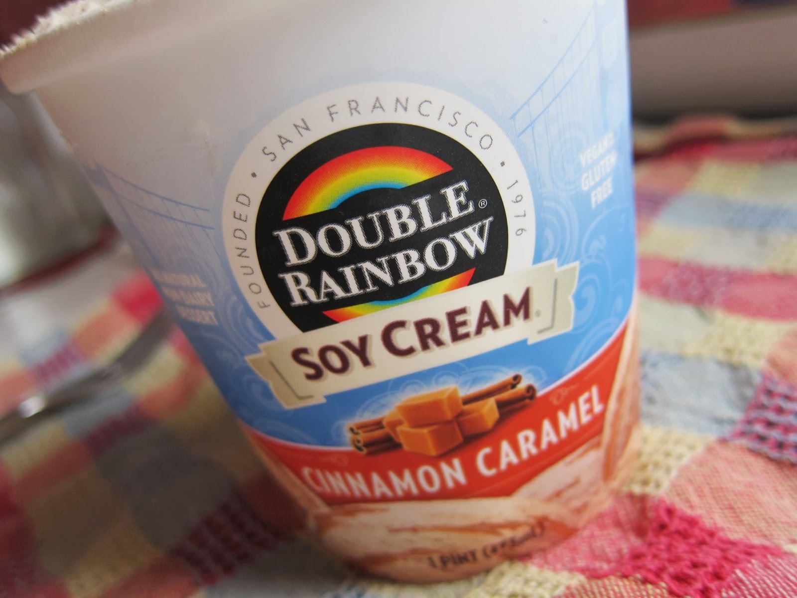 WholeFoodVegan Fuji Apple Pie with Cinnamon Caramel Soy Ice Cream