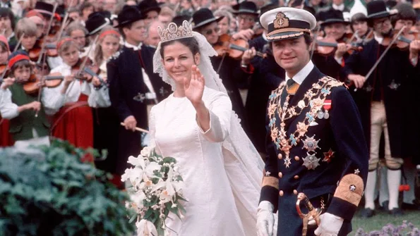King Gustaf of Sweden and Queen Silvia of Sweden celebrate their 40th wedding anniversary.