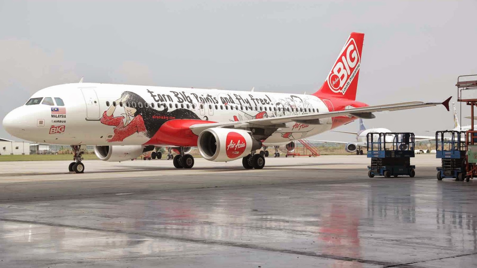 Travelholic: Big Plane Project and Air Asia BIG's 1st Livery Launch
