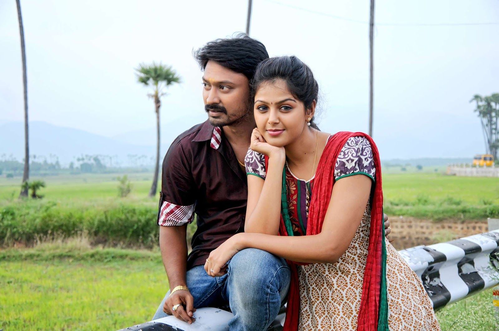 Stills Daily: Vanavarayan Vallavarayan Tamil Movie Stills
