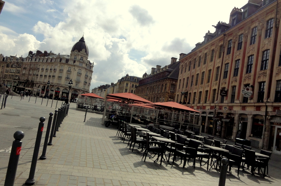 Place du Theatre in Lille and PAUL Boulangerie & Patisserie | Travel ...