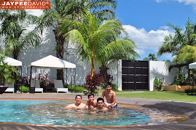 Lewis Grand Hotel, Hotel Lobby, Kapampangan Tour, Hotels in Clark Pampanga, Cheap, Pampanga, Swimming Pool, SM Clark, Friendship Highway