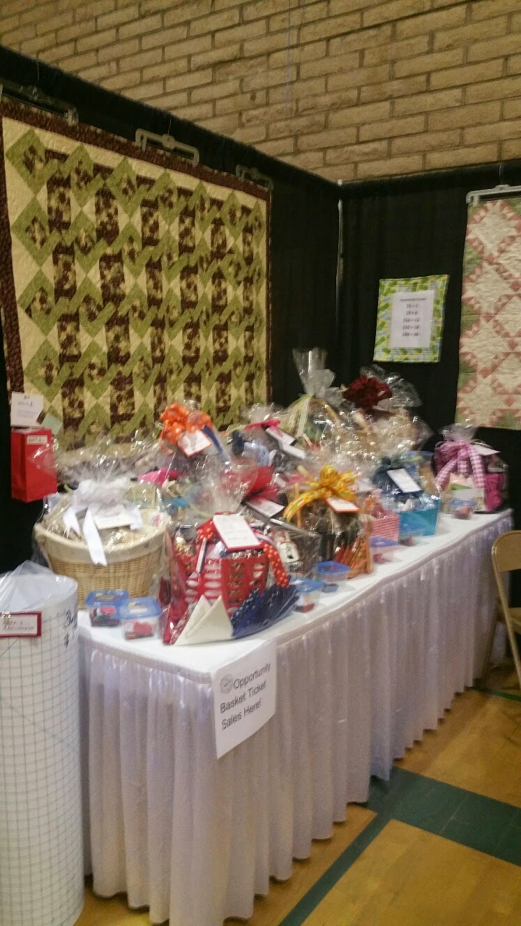 Stitchin' by the River Studio Orange County Quilt Guild Show