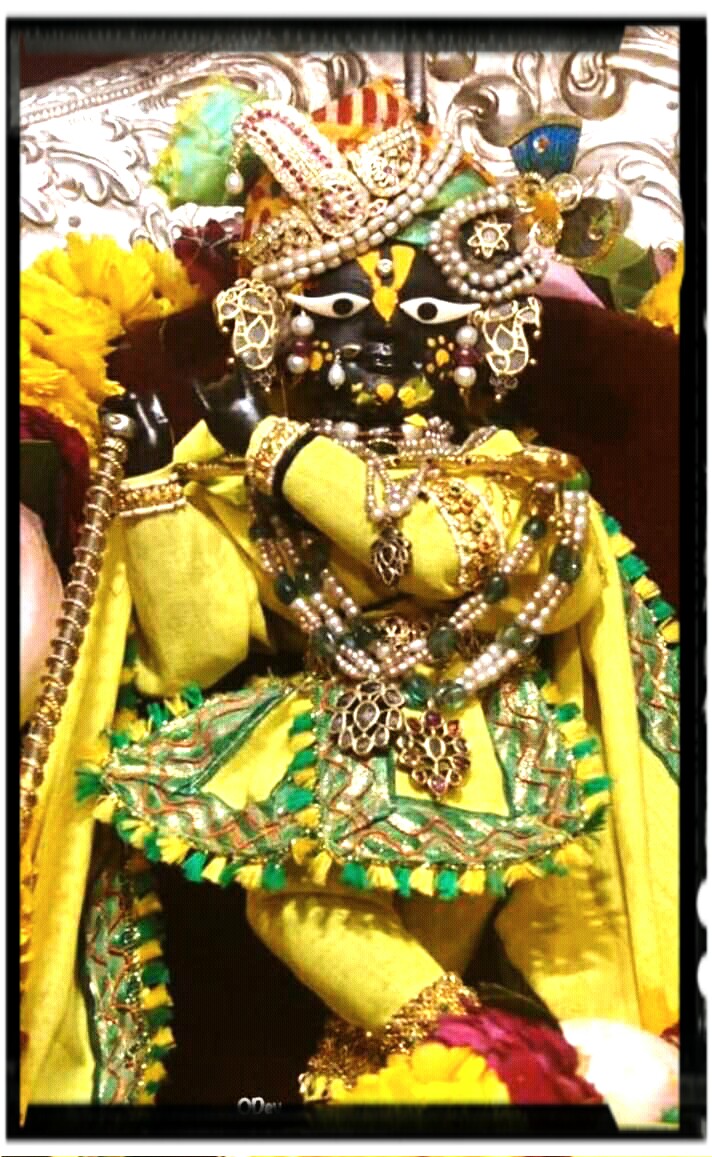 Shri vrindavan banke bihari ji maharaj jii mandir II 35 Best Shri Banke  Bihari Ji images - Spirituality Religion