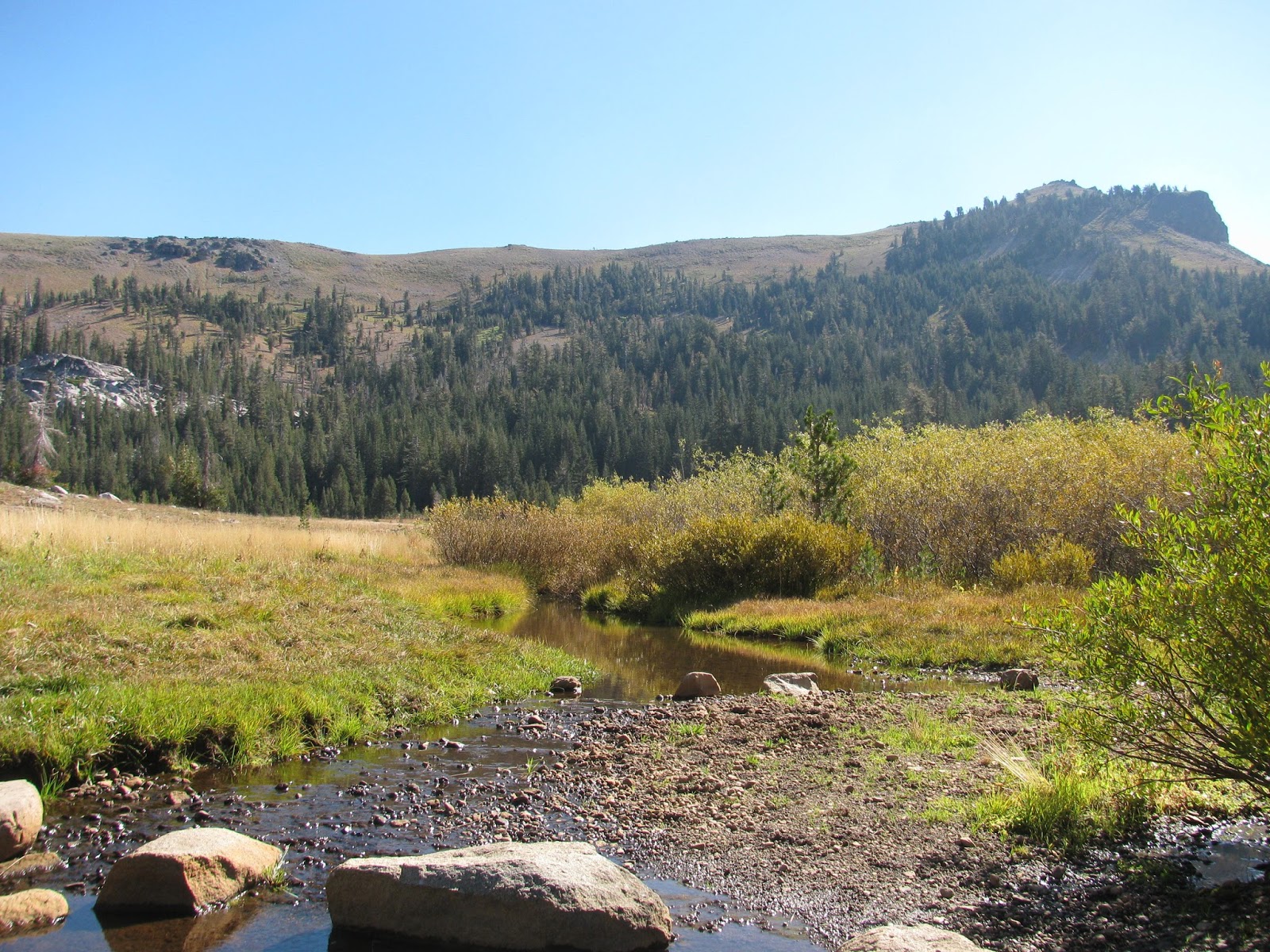 Weekend Wanderluster Paradise Lake (Nevada County, California)