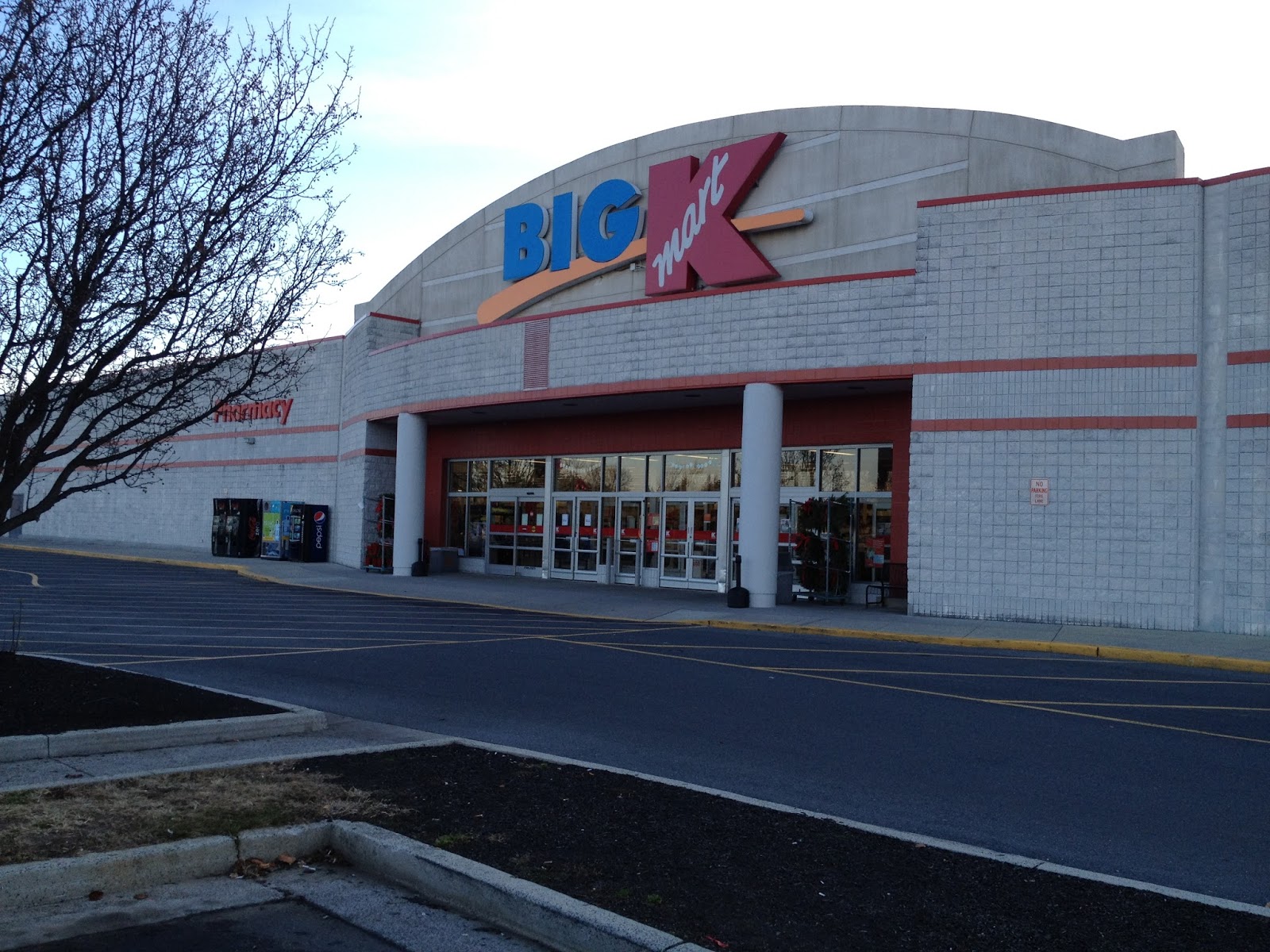 Dead and Dying retail Photos of Kmart Expansion Stores