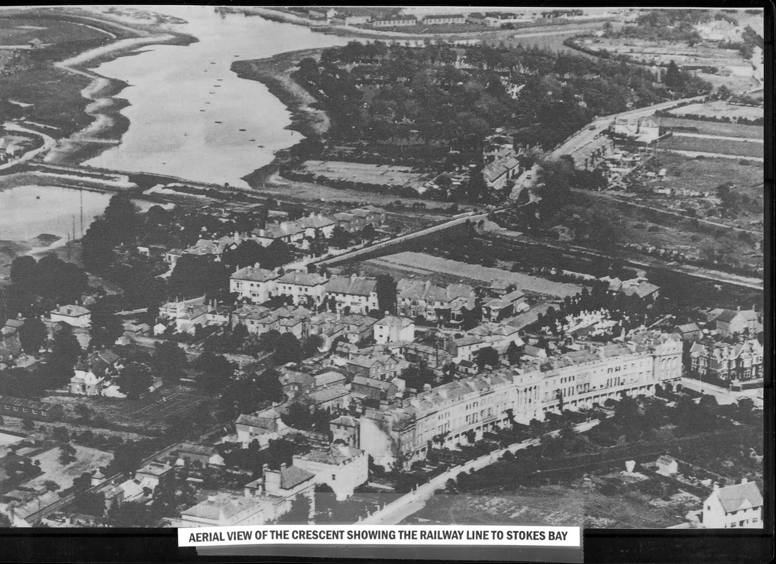 The Crescent and Clayhall Arch 1930s