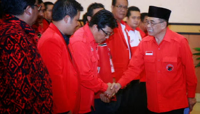 Komang Sanjaya Pimpin PDIP Tabanan 2015-2020