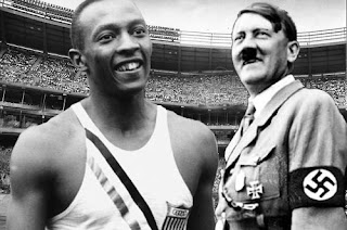 Adolf Hitler y Jesse Owens Adolf Hitler y Jesse Owens