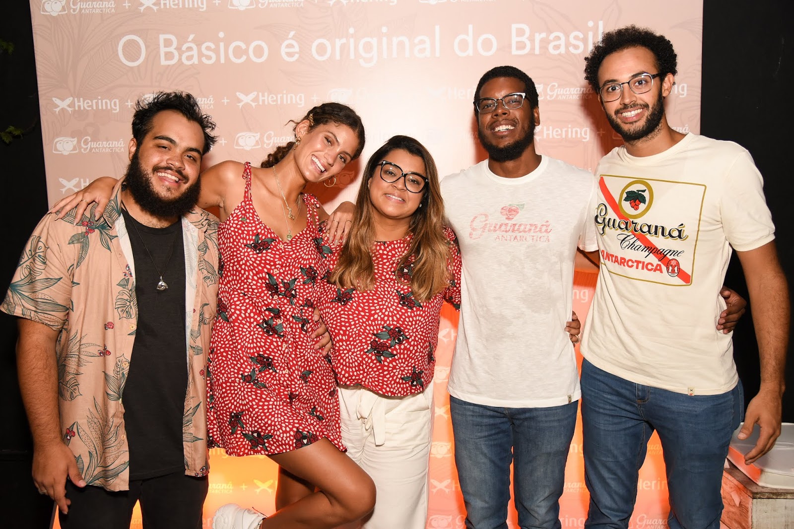 Hering lança collab exclusiva com Guaraná Antárctica ~ Blog do Patricio Nunes