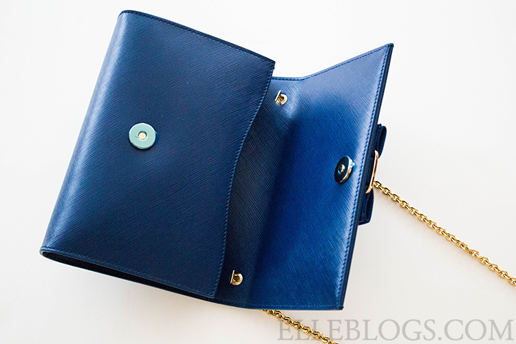 Review: Salvatore Ferragamo Ginny Leather Crossbody Bag - Elle Blogs