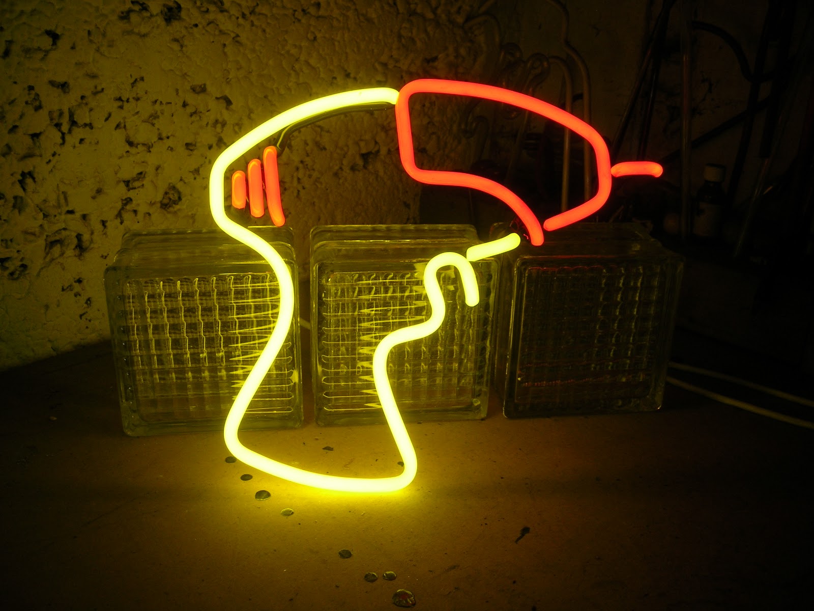 neonneon Everybody Needs A Neon Ray Gun