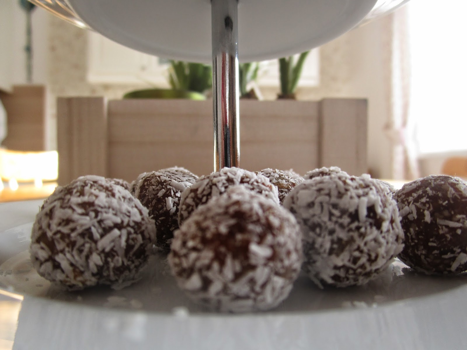 Küchenfein: Dattel-Kugeln mit Honig