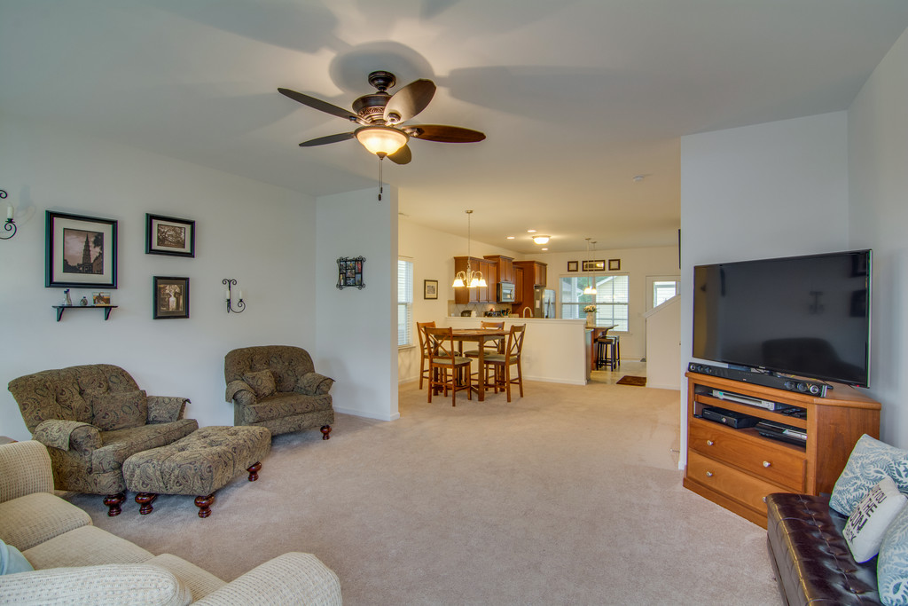 Salt Marsh Properties Summerville, SC ** White Gables ** 412 Forsythia