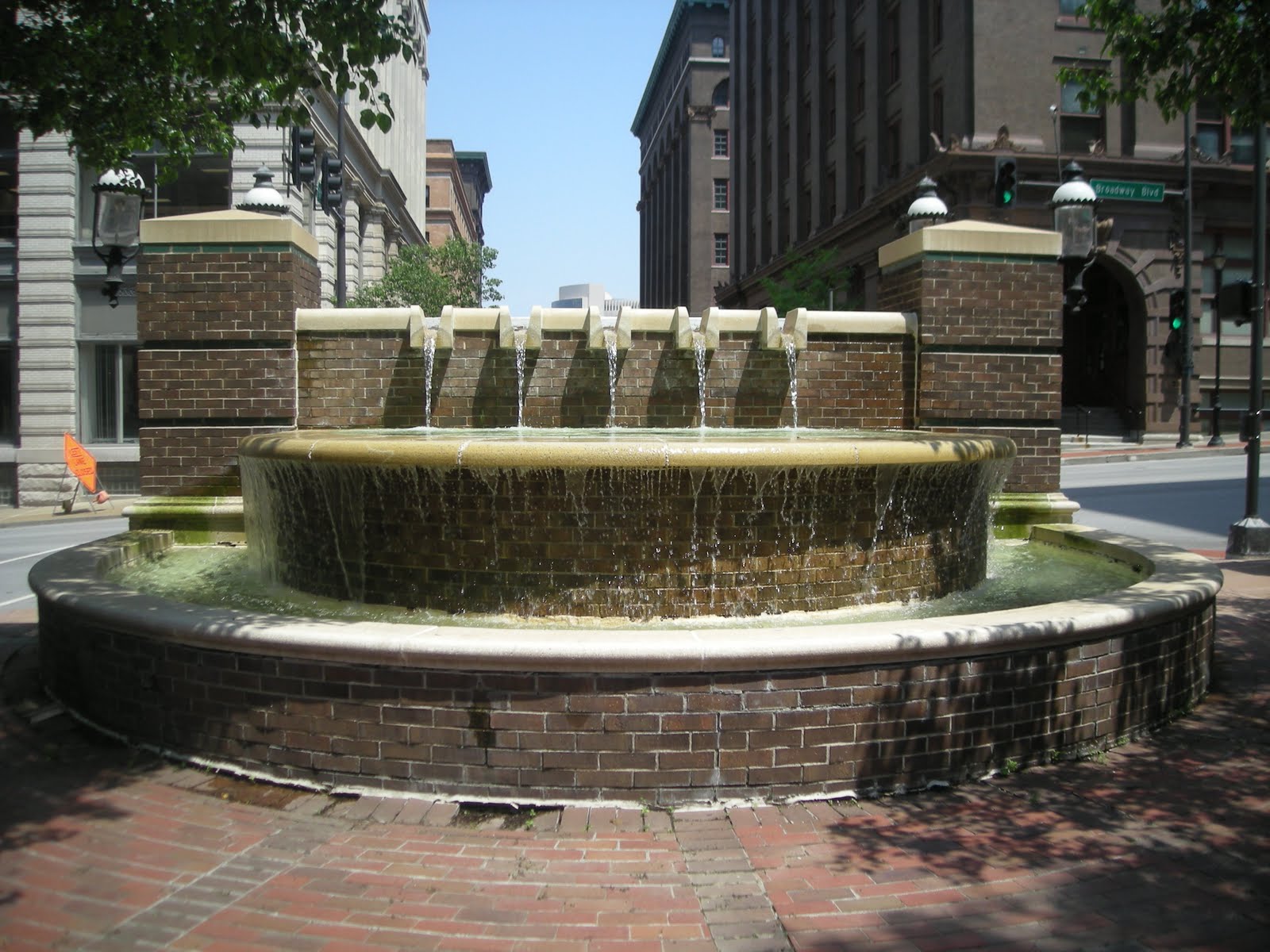 Cutting Coupons in KC Kansas City Tour of Fountains Downtown Fountains