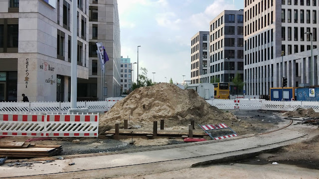 Baustelle Invalidenstraße / Chausseestraße, Strassenbauarbeiten, 10115 Berlin, 19.04.2014