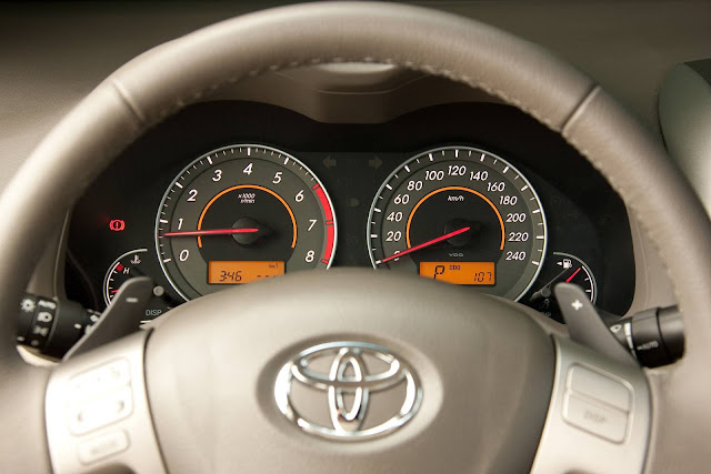 Toyota Corolla 2011 - painel