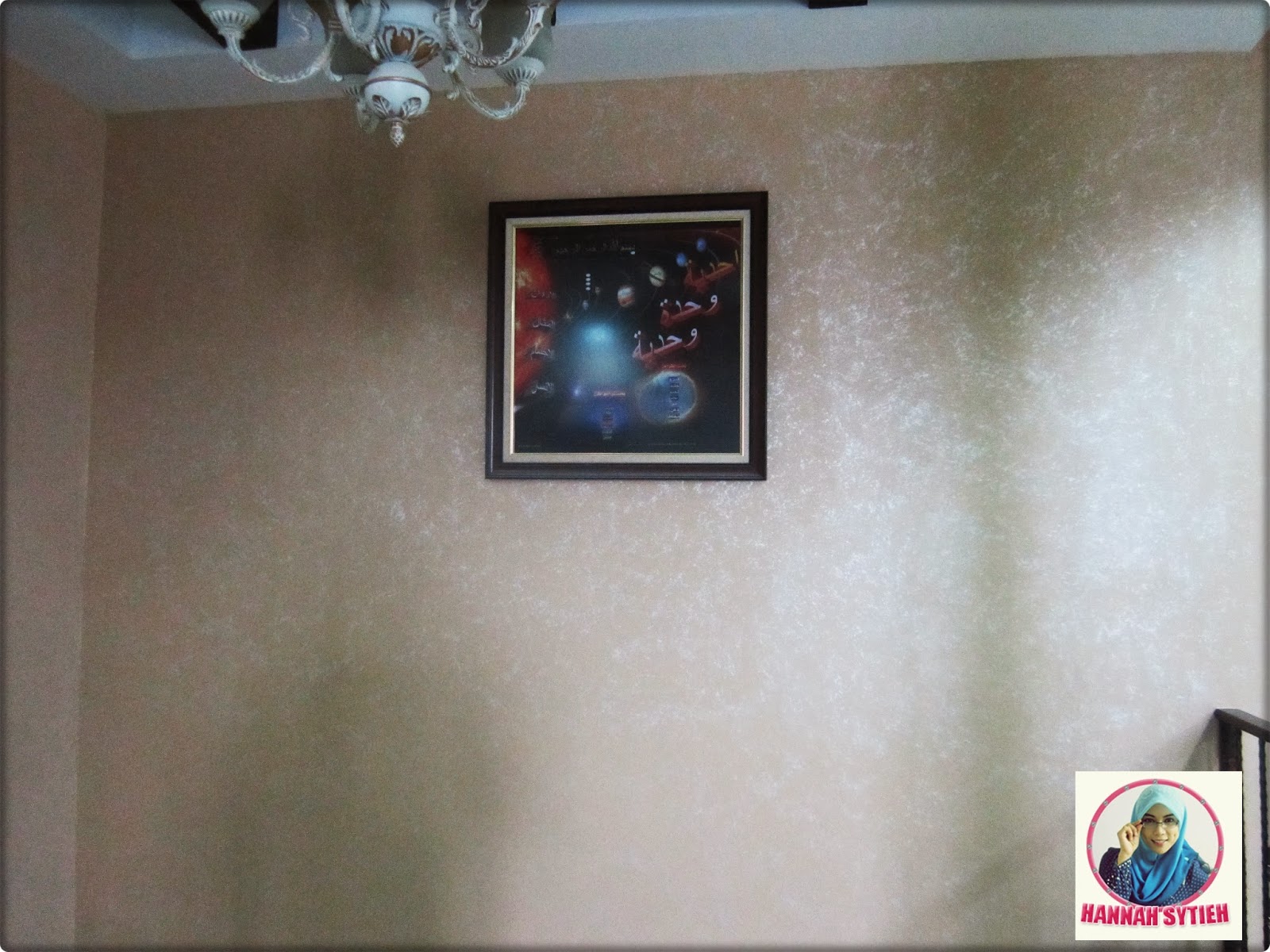 Cat Glitter Untuk Rumah - brownploaty