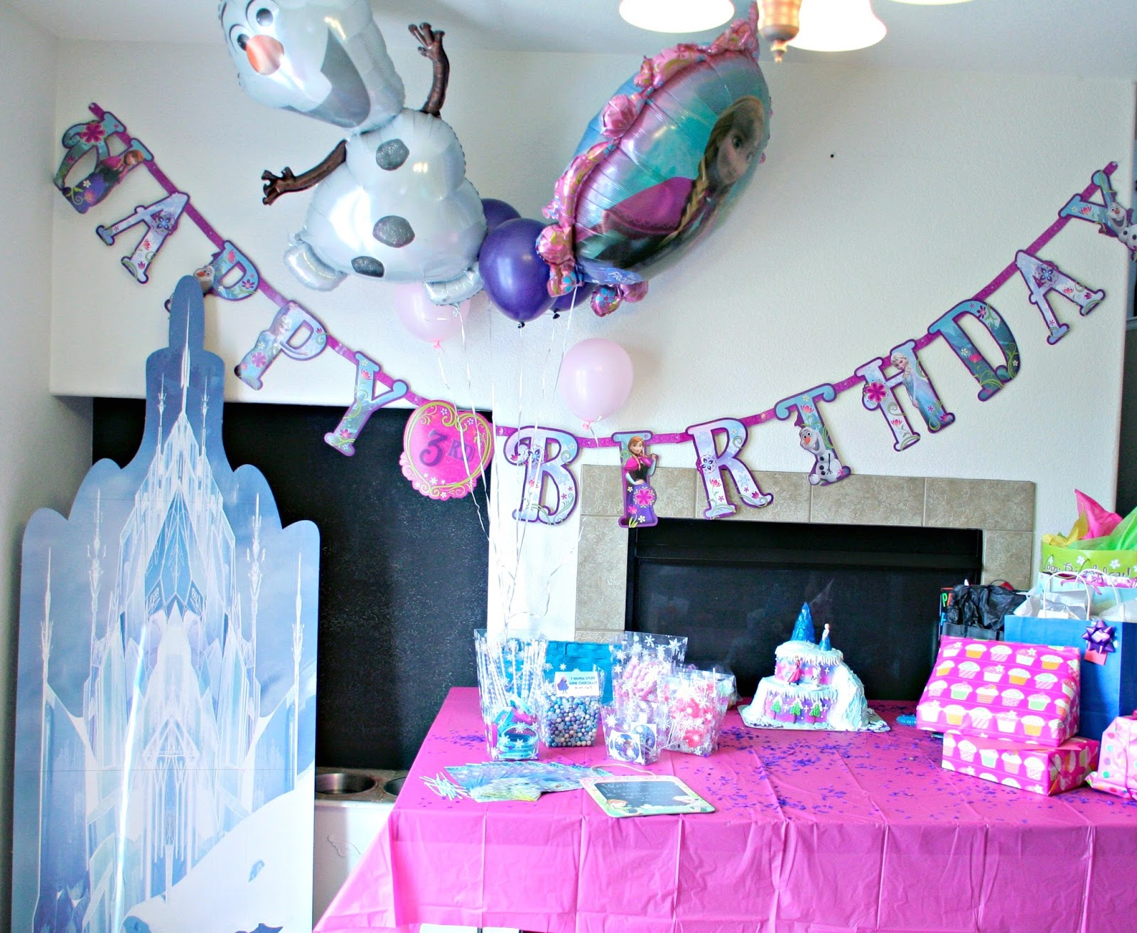 Frozen Birthday Party Recap Orientaltrading We Got The Funk