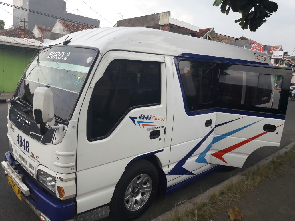 TRAVEL 4848 GARUT BANDUNG Alat Transfortasi yang