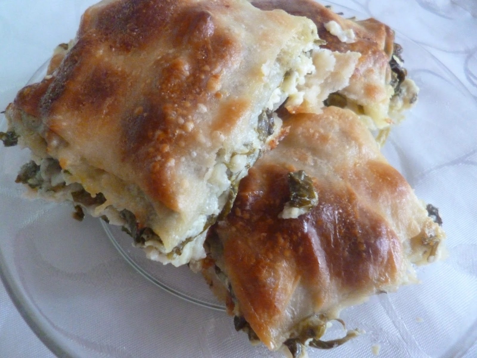 ELDE AÇMA ISPANAKLI BÖREK