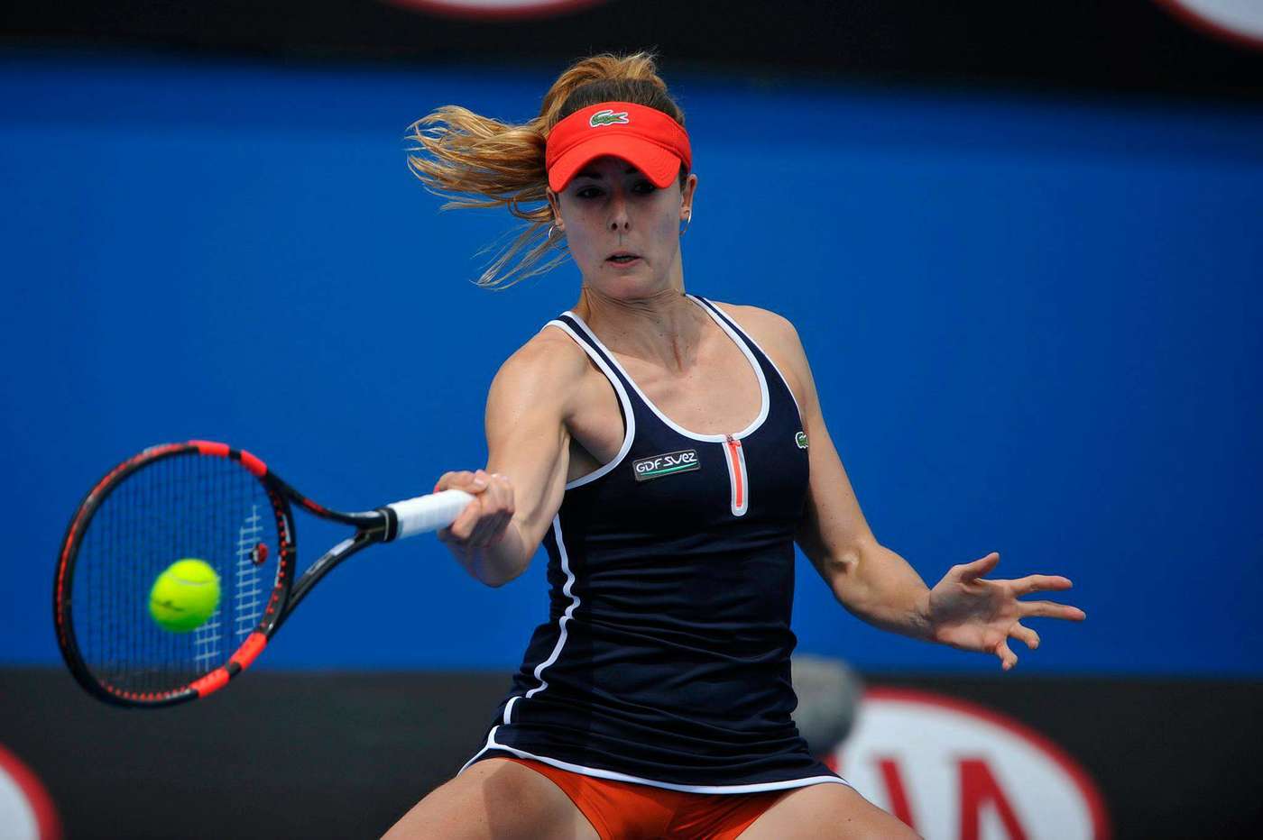 Time Of The Sports Alize Hot Female Star Of Tennis