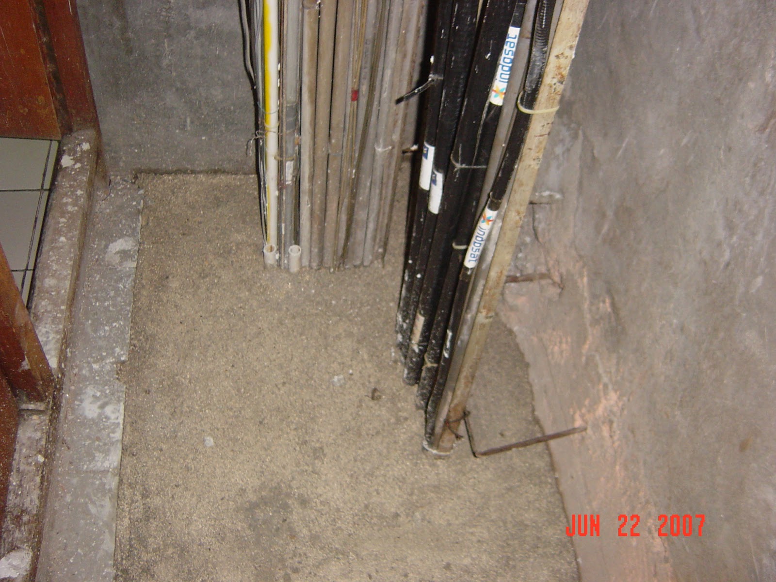 FIRESTOP MATERIAL untuk shaft dan lubang kabel