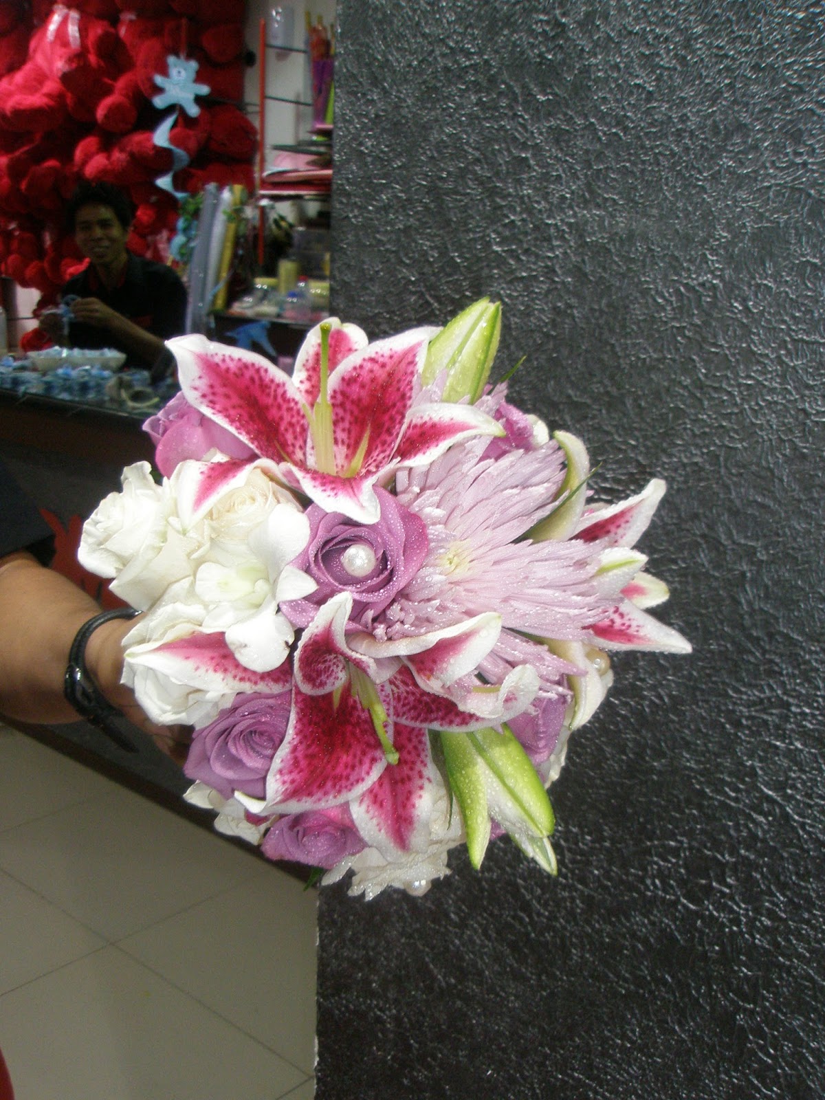 Raheeq Flowers (Best in Bahrain)