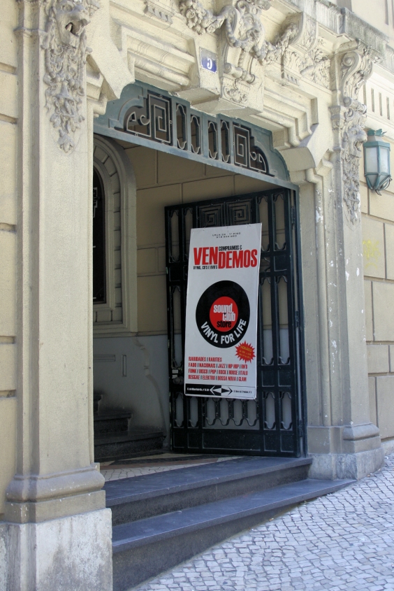 Materialisme indenlandske Gennemvæd Lisbon Record Shops: SOUND CLUB STORE