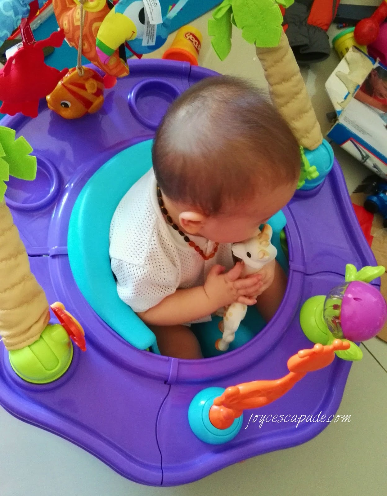 Helping my baby stay comfortable while teething Joy 'N' Escapade