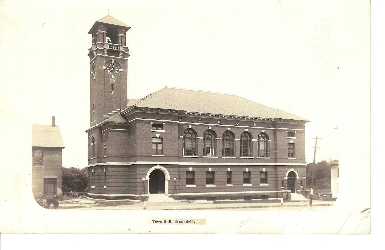 Merrick Public Library, Banister Memorial Hall, 1884 Friends of the