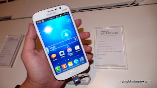 Samsung Galaxy Grand (P16,990)