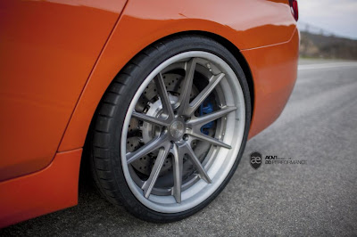 BMW M5 F10 в цвете Valencia Orange