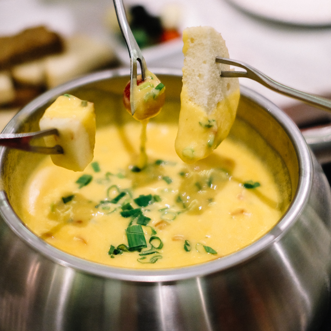 MELTING POT PLAZA SENAYAN JAKARTA eatandtreats Indonesian Food