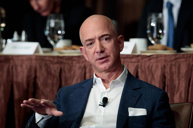  Jeff Bezos اغنى رجل في العالم 