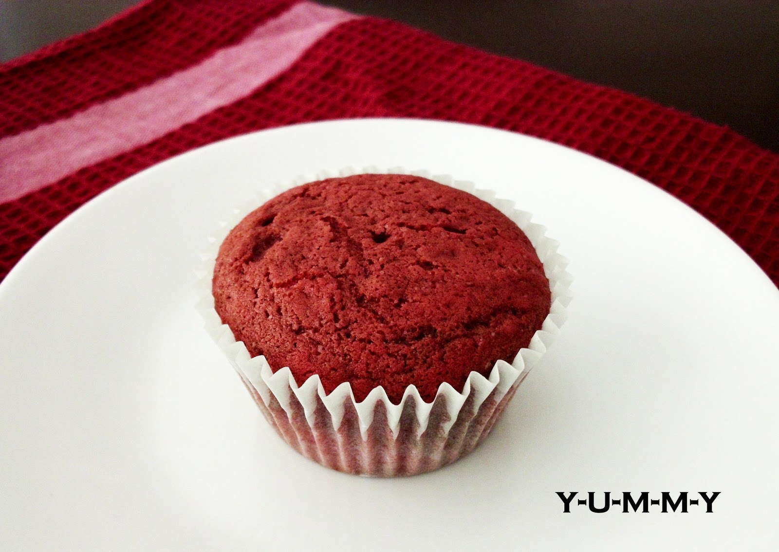 YUMMY Joining the Cupccake Family Red Velvet Cupcakes