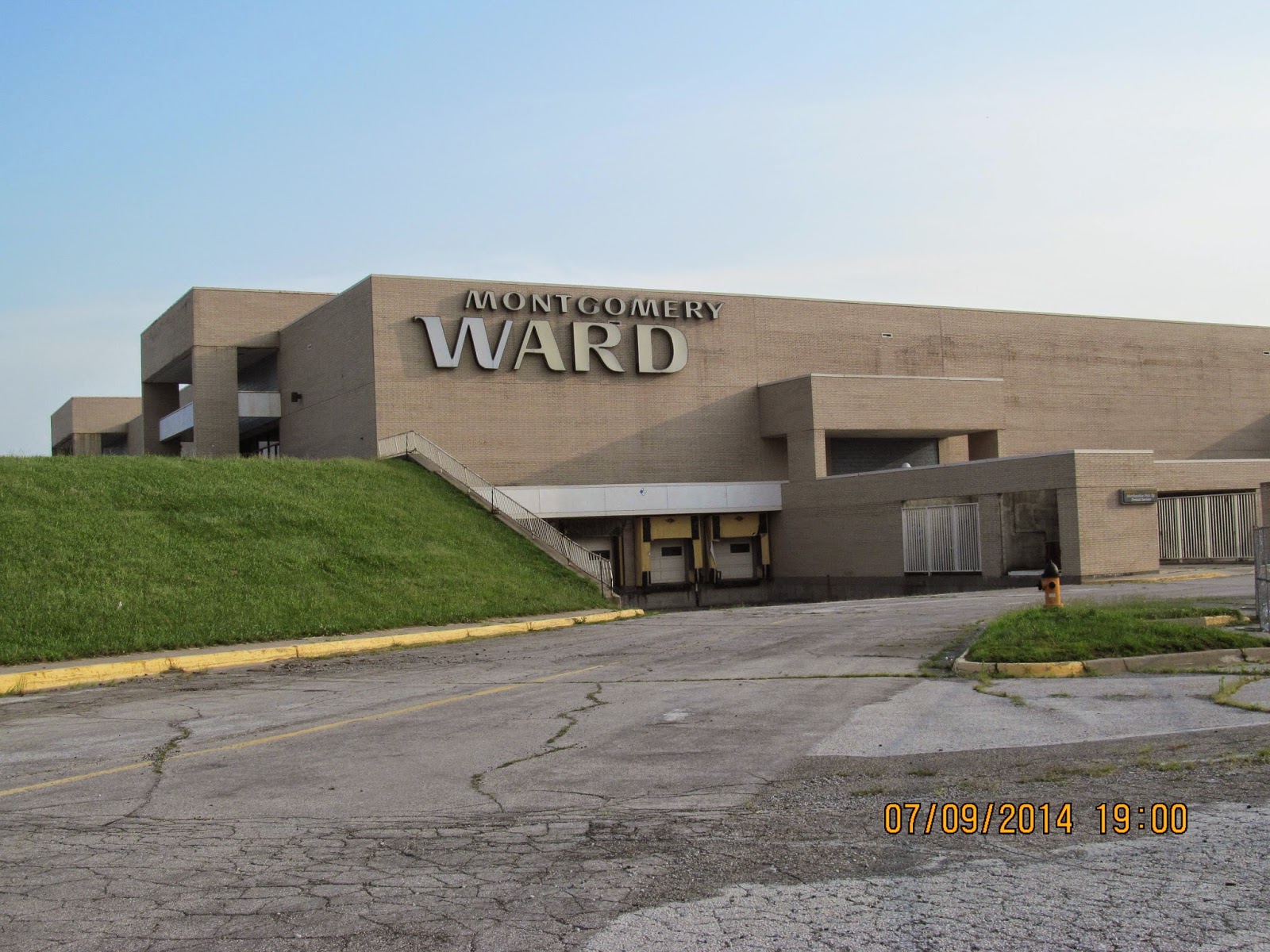 Trip to the Mall Metro North Mall (Kansas City, MO)