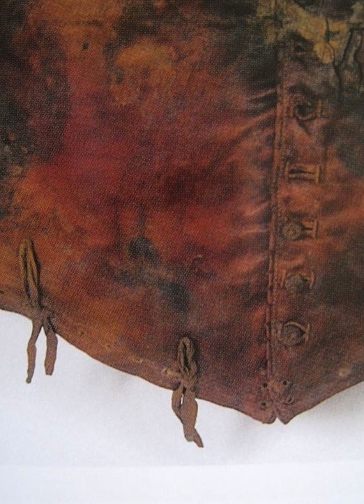 Magda's salon: Renaissance Pocket
